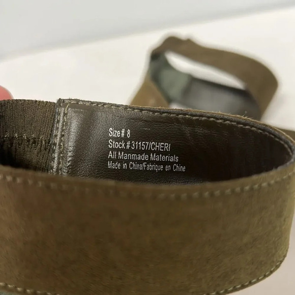 Maurice’s Khaki Suede Sandal Heels Ankle Strap back zip size 8 - Picture 8 of 11